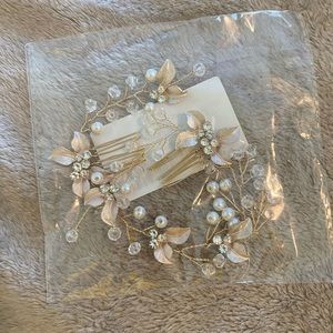 JJ House bridal hair piece - light rose gold, Pearl, and diamond floral accessor